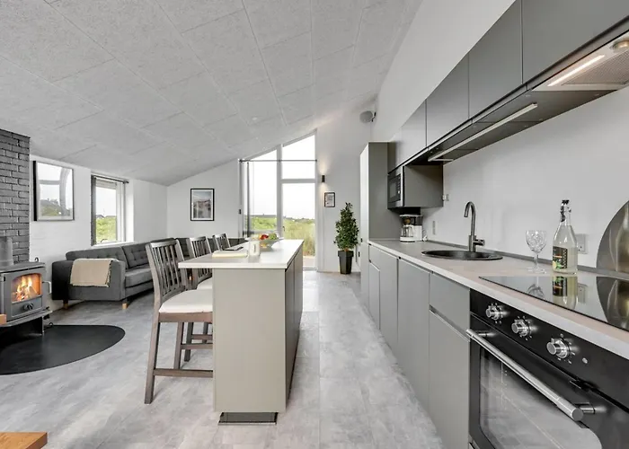 Сasa de vacaciones Mert - 1-2km From The Sea By Interhome