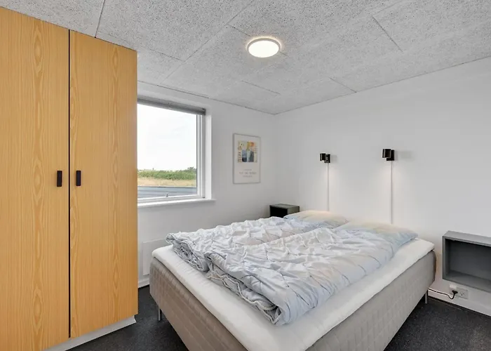 Сasa de vacaciones Mert - 1-2km From The Sea By Interhome